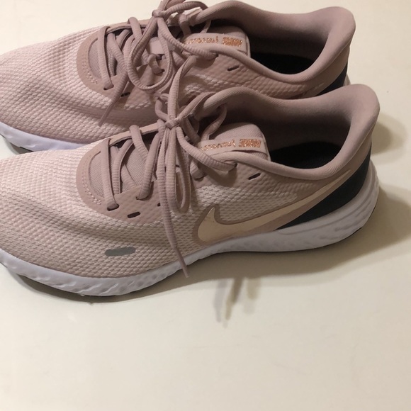 Nike evolution - Picture 2 of 6